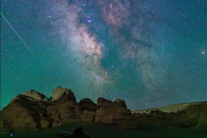 Hami turns its starry skies into spectacle