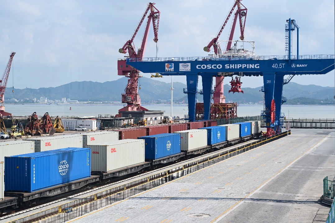Guangdong-Shanghai rail-sea corridor launches with first export shipment