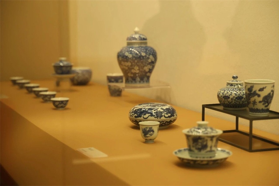 Exhibition celebrates Jingdezhen's ceramic heritage