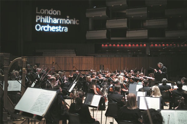 Mozart meets Chinese rock