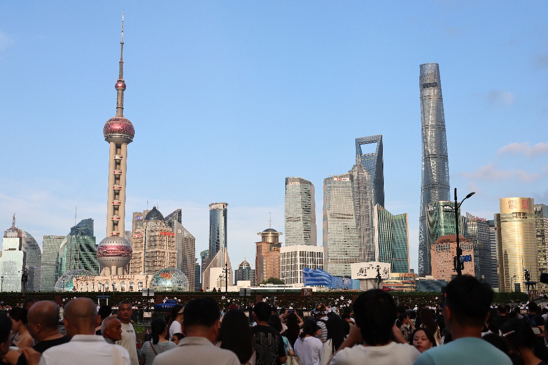 Shanghai outlines global trade center targets