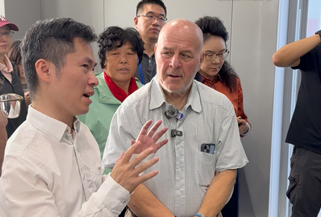 Ronald Sakolsky praises China's autonomous driving development