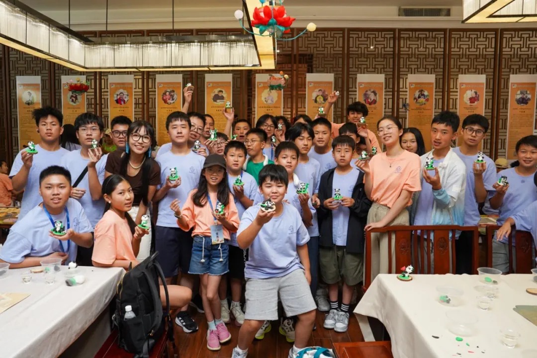 Young overseas Chinese explore their roots through Xuzhou culture tour