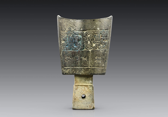 Wooden-clapper bell a symbol of teachers in China