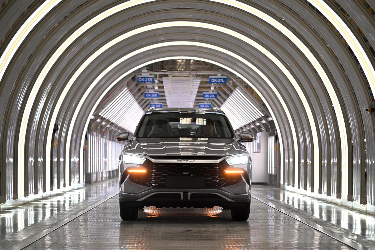 China sets out road map for smarter, greener vehicles