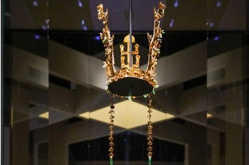 Shanghai Museum unveils treasures of ancient Silla