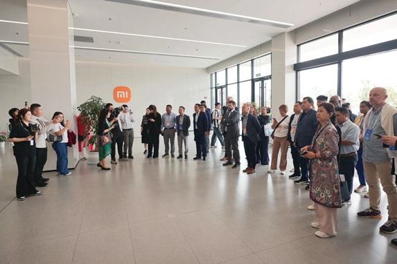 Intl mayors embark on tech journey in OVC
