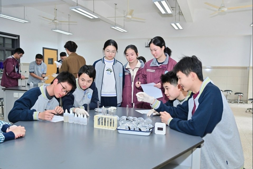 Chinese students lead global rankings in 2025 PISA