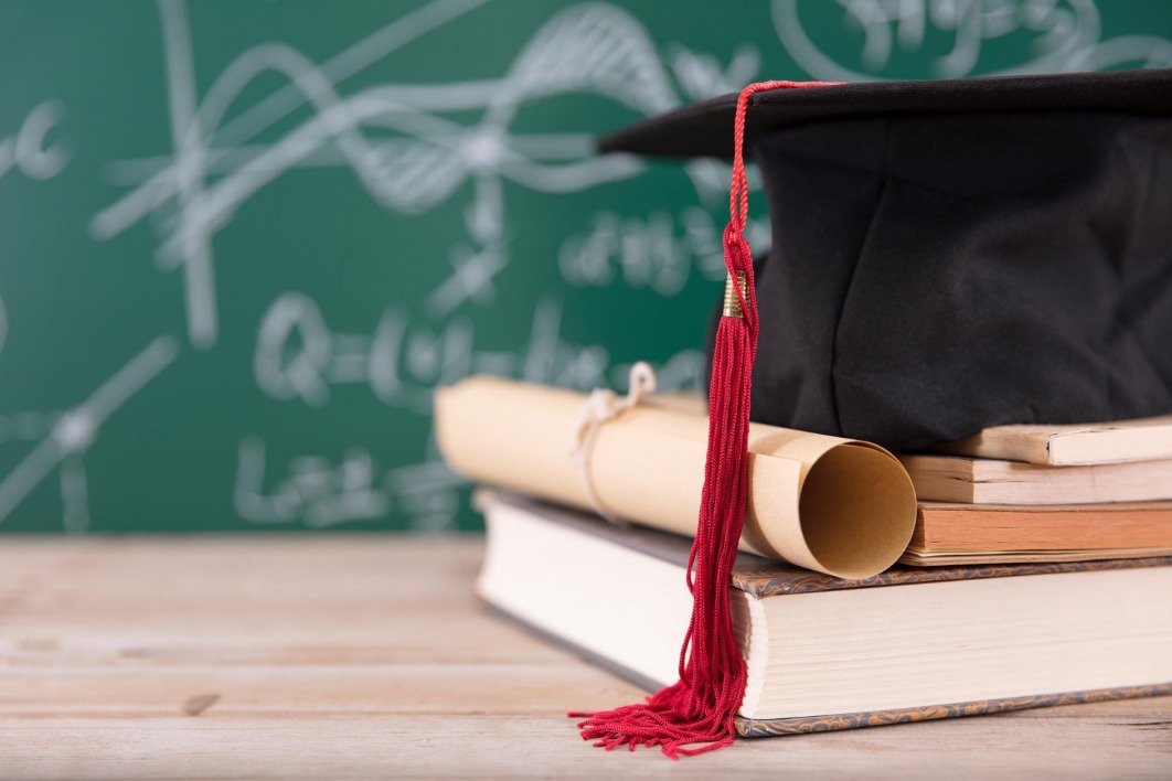 China to pilot thesis-free postgraduate degrees in five disciplines