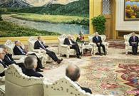 Senior Chinese official calls for more foreign wisdom for China's development