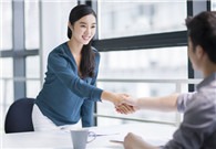 China's job market continues stable development