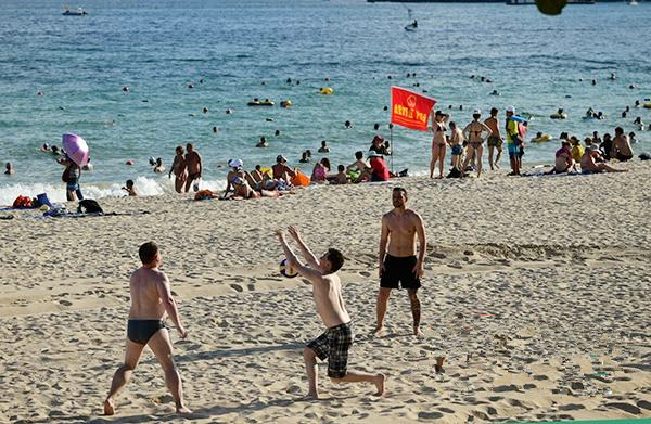 New policy brings over 247,000 people to Hainan visa-free 