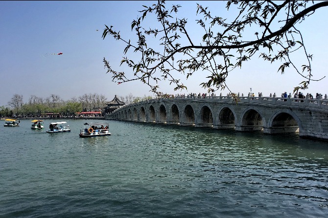 China sees 112m domestic tourist trips during tomb-sweeping holiday