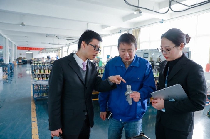 Regulators, banks seeking to reform small business loans