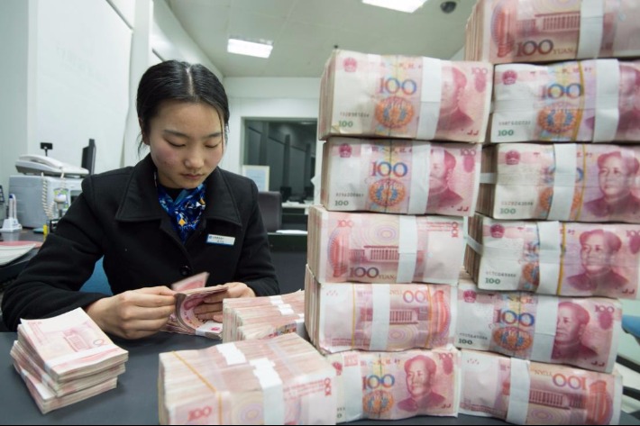 Cautious banks temper fresh lending in April