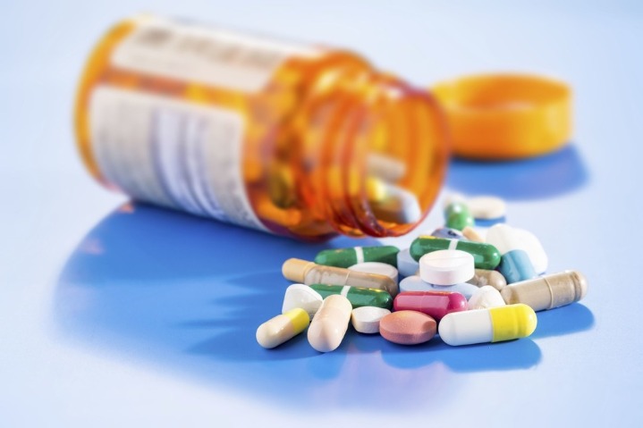 China mulls tightening regulation over drug production, sale