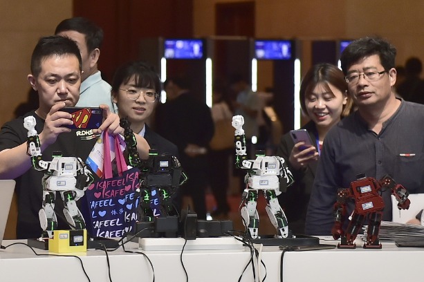 Tech giants to foster smart revolution