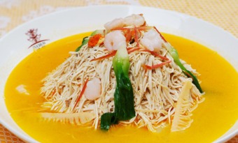 Braised shredded chicken with ham and dried tofu