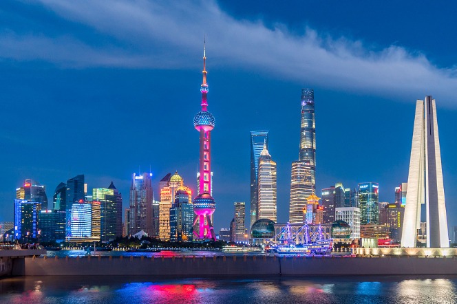 夜经济 (yè jīngjì): Night economy