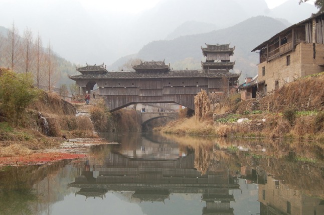 Traditional design and practices for building Chinese wooden arch bridges