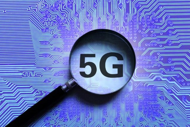 首个5G手机通话 (shǒugè 5G shǒujī tōnghuà): First 5G video call