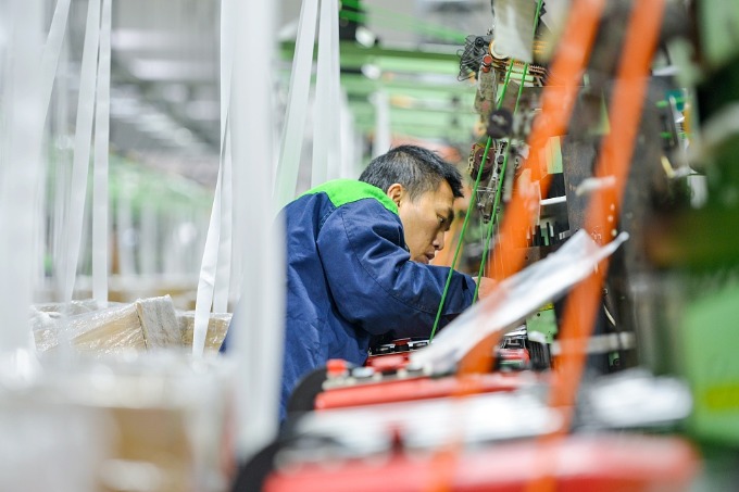 项目经费 "包干制" (xiàngmù jīngfèi bāogānzhì): Ceilings in funding that enable the retention of unused funds