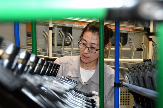 Industrial profit growth back in positive territory