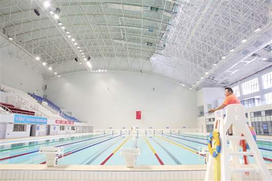 Baotou Sports center opens new pool 