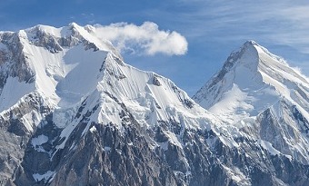 Discovering Xinjiang, the largest administrative division in Northwest China