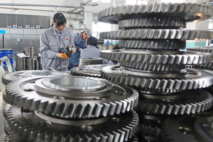 China's industrial output up 4.8% in July
