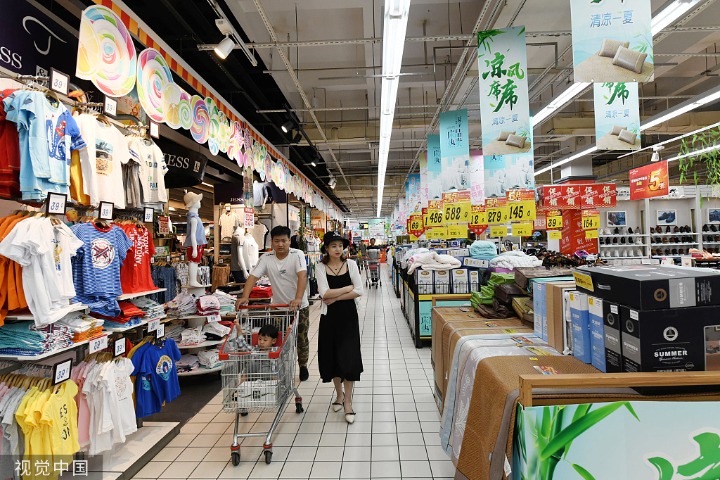 China's retail sales up 8.3% in Jan-July