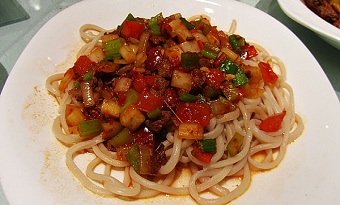 Banmian (新疆拌面)