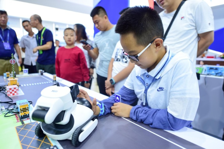 Environment-friendly Inner Mongolia gives big push to poverty alleviation