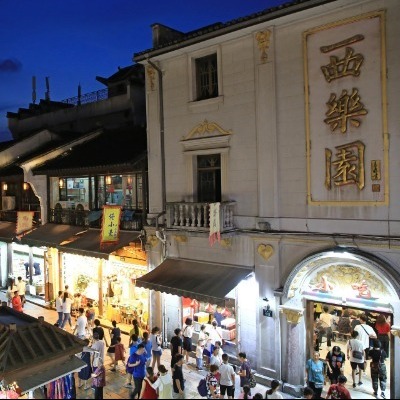 Zhejiang province: Zhongshanzhong Road Historical and Cultural Block in Hangzhou City