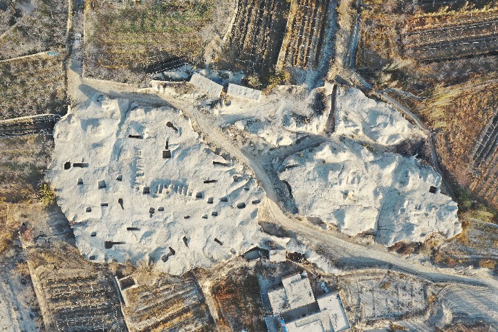 Tang-era Han tombs found in eastern Xinjiang