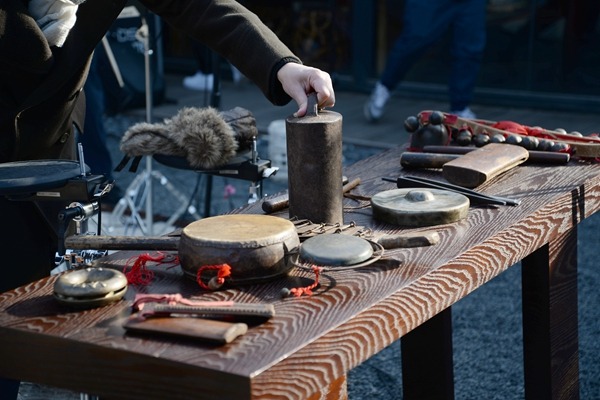 Sound investment as indie label turns up volume on folk music