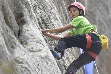 Adventure travel grows in popularity among Chinese