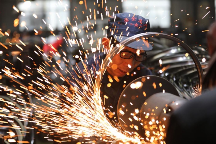 China's industrial economy to expand steadily in 2020