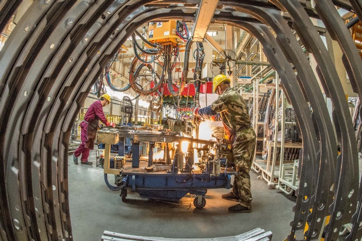 Economy still on even keel, say experts