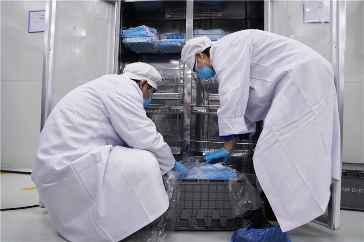 China continues production ramp-up for masks