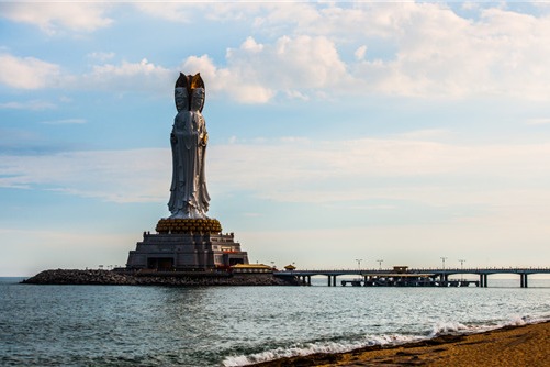 China's resort island launches post-epidemic plan to revive tourism