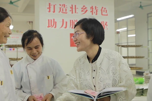 ‘Five-colored’ dream comes true for young entrepreneur