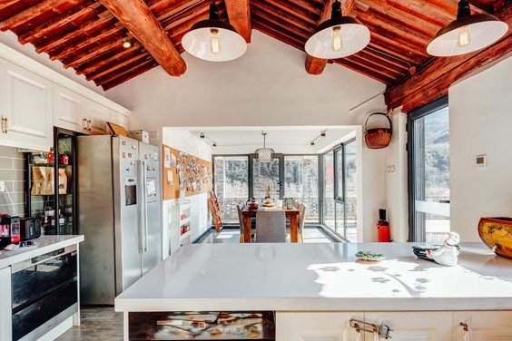 Farmhouses resume business while facing challenges