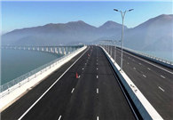 Hong Kong nearly set to give Bay Bridge place to go