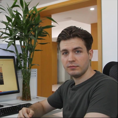 Video: Poverty alleviation top of agenda at two sessions