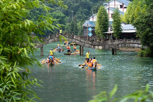 Tourism recovering steadily in central China's Hubei