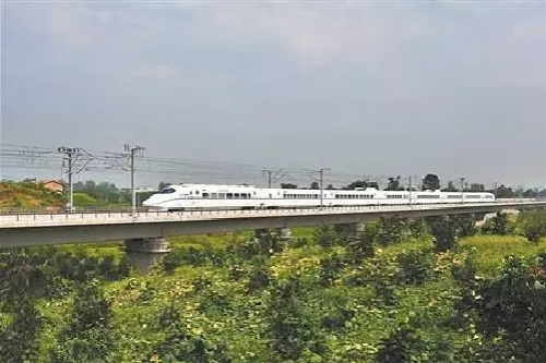 New high-speed railway connects east, central China