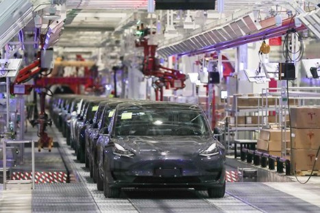 US firms welcome to invest, senior official says