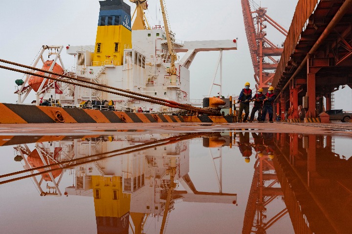 Targeted policies to sustain economic growth