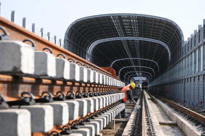 China's industrial profits up 19.6% in July